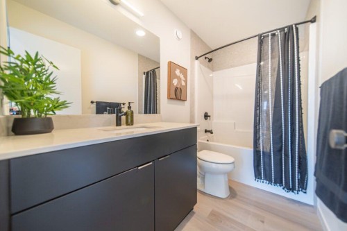 55 Heritage Heath, Cochrane, AB 