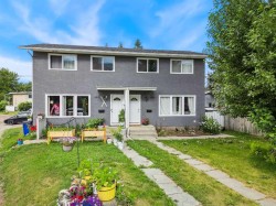 3815/3817 43 Street SW Calgary, AB T3E 3P8
