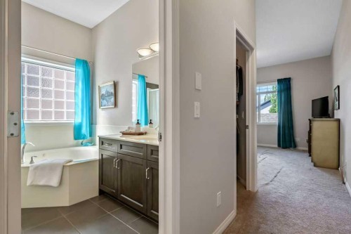 347 Willow Ridge Manor Sw, Diamond Valley, AB 