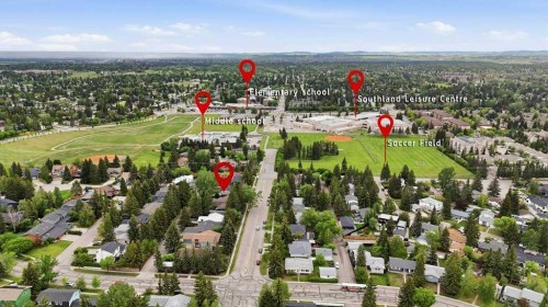 9824 19 Street Sw, Calgary, AB 