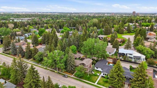 9824 19 Street Sw, Calgary, AB 