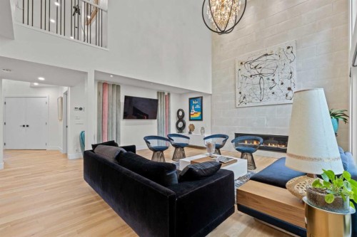 931 Shawnee Drive Sw, Calgary, AB - Indoor