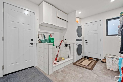 931 Shawnee Drive Sw, Calgary, AB - Indoor