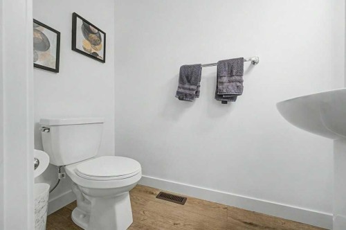 140 Sovereign Common Sw, Calgary, AB 
