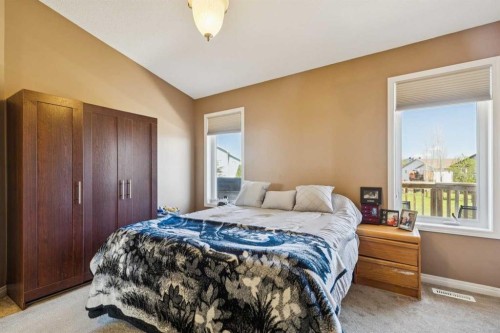 232 Hillcrest Court, Strathmore, AB - Indoor Photo Showing Bedroom