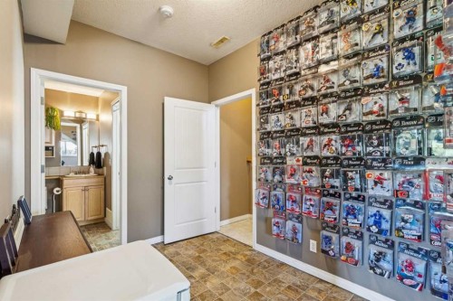 232 Hillcrest Court, Strathmore, AB - Indoor