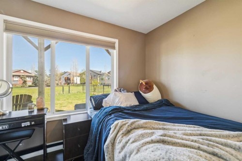 232 Hillcrest Court, Strathmore, AB - Indoor Photo Showing Bedroom