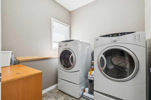 232 Hillcrest Court, Strathmore, AB - Indoor Photo Showing Laundry Room