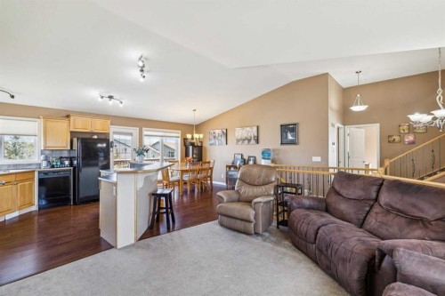 232 Hillcrest Court, Strathmore, AB - Indoor Photo Showing Other Room