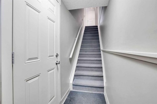 124 Lavender Link, Chestermere, AB - Indoor Photo Showing Other Room