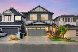 15 Homestead Close NE Calgary, AB T3J 2H2