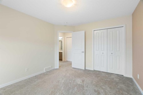 15 Homestead Close Ne, Calgary, AB 