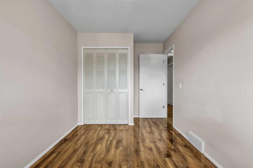 99 Huntford Road Ne, Calgary, AB 