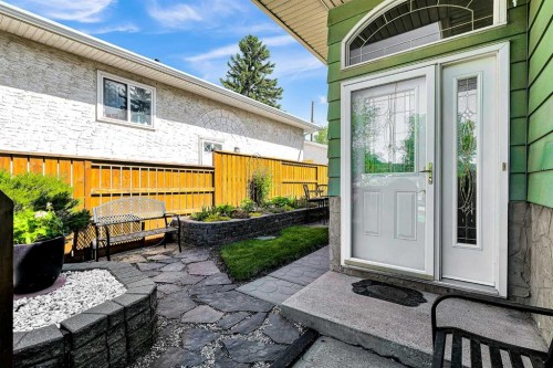 99 Huntford Road Ne, Calgary, AB 