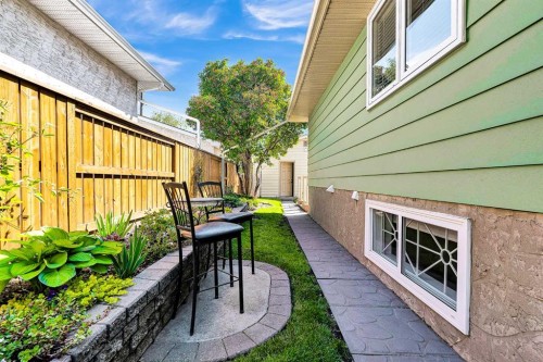 99 Huntford Road Ne, Calgary, AB 