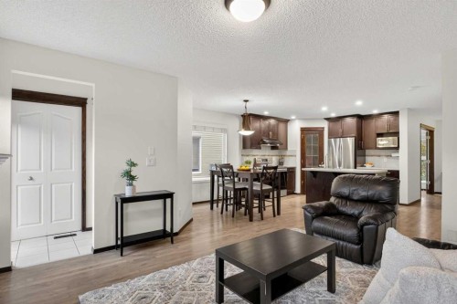 22 Autumn Green Se, Calgary, AB - Indoor Photo Showing Living Room