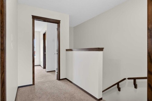 22 Autumn Green Se, Calgary, AB - Indoor Photo Showing Other Room