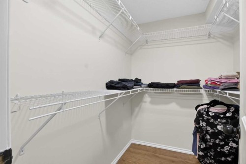 22 Autumn Green Se, Calgary, AB - Indoor With Storage