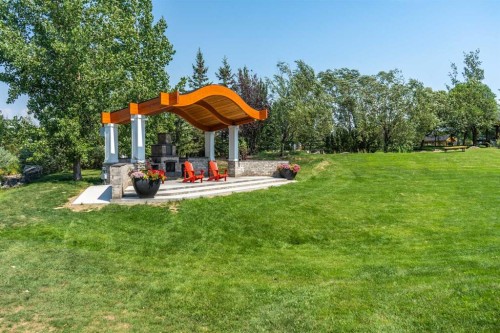 22 Autumn Green Se, Calgary, AB - Outdoor With Backyard