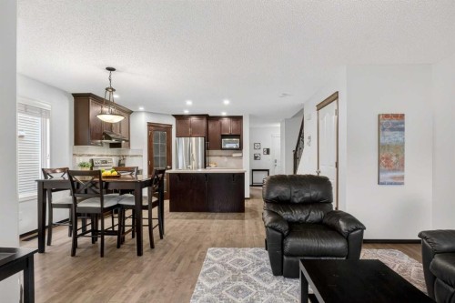 22 Autumn Green Se, Calgary, AB - Indoor Photo Showing Other Room
