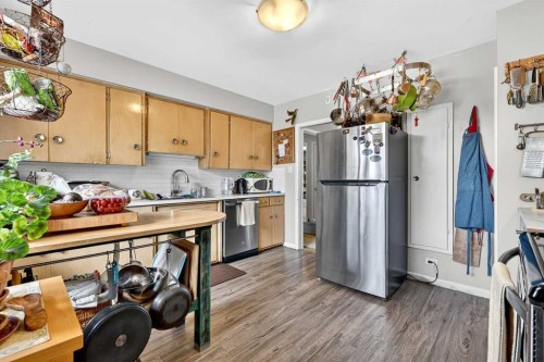 301 46 Avenue Sw, Calgary, AB 