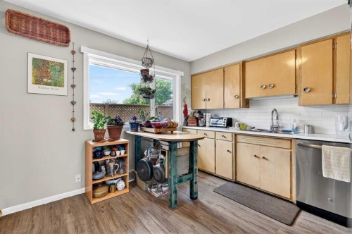 301 46 Avenue Sw, Calgary, AB 