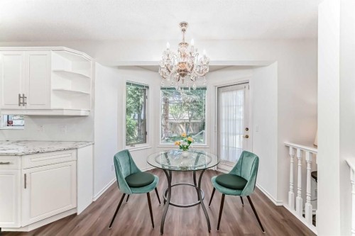 25 Silverstone Mews Nw, Calgary, AB 