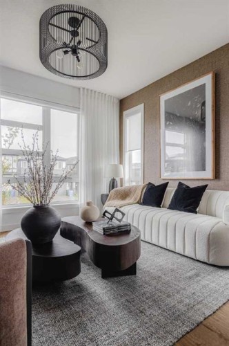 59 Lucas Way Nw, Calgary, AB 