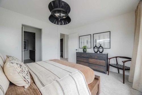59 Lucas Way Nw, Calgary, AB 