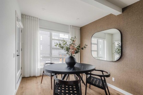 59 Lucas Way Nw, Calgary, AB 