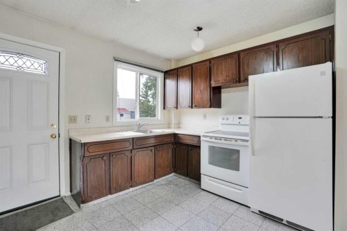 1104 53C Street Se, Calgary, AB 