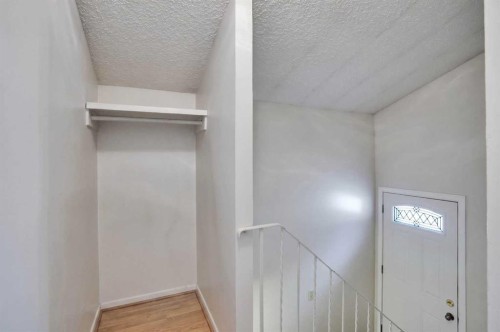 1104 53C Street Se, Calgary, AB 