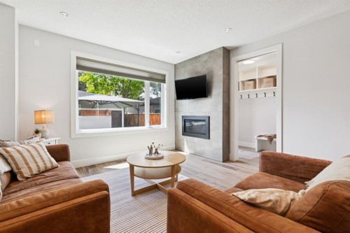 4803 19 Avenue Nw, Calgary, AB 