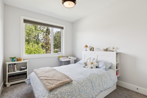 4803 19 Avenue Nw, Calgary, AB 
