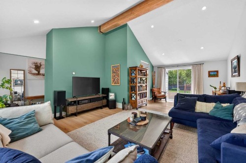 27 Bow Village Crescent Nw, Calgary, AB 
