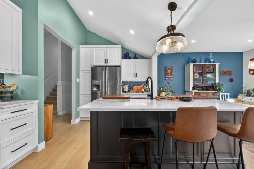 27 Bow Village Crescent Nw, Calgary, AB 