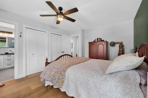 27 Bow Village Crescent Nw, Calgary, AB 