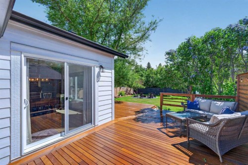27 Bow Village Crescent Nw, Calgary, AB 