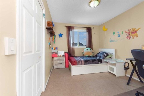 93 Saddleback Road Ne, Calgary, AB 