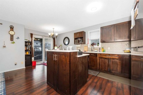 93 Saddleback Road Ne, Calgary, AB 