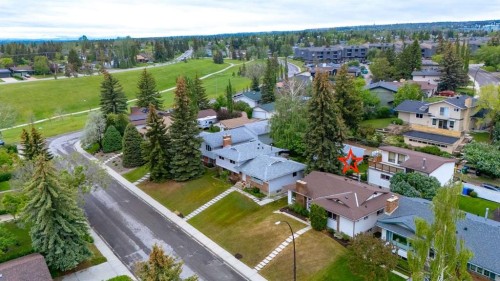 120 Silverthorn Way Nw, Calgary, AB 