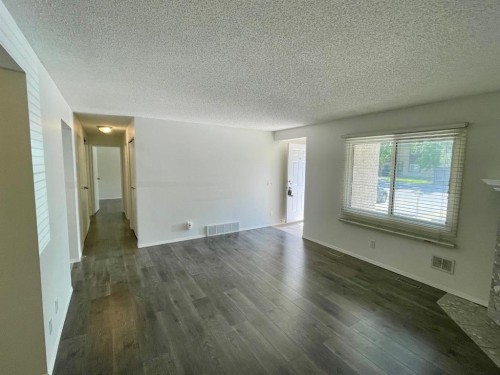 81 Cedar Springs Gardens Sw, Calgary, AB 