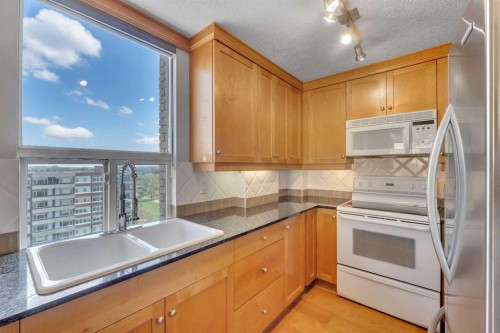 902-4555 Varsity Lane Nw, Calgary, AB 