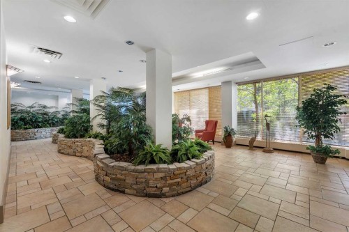 902-4555 Varsity Lane Nw, Calgary, AB 