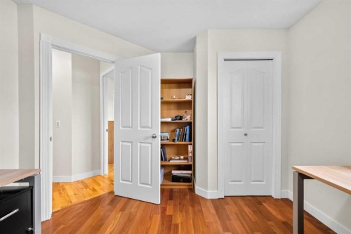 184 Somerglen Common Sw, Calgary, AB - Indoor