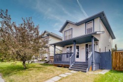 170 Arbour Grove Close NW Calgary, AB T3G 4J2