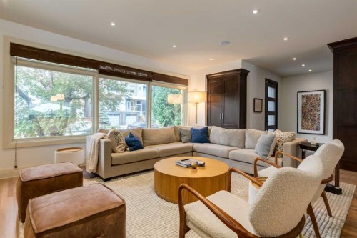 2339 Westmount Road Nw, Calgary, AB 