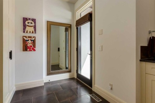 2339 Westmount Road Nw, Calgary, AB 