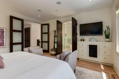 2339 Westmount Road Nw, Calgary, AB 