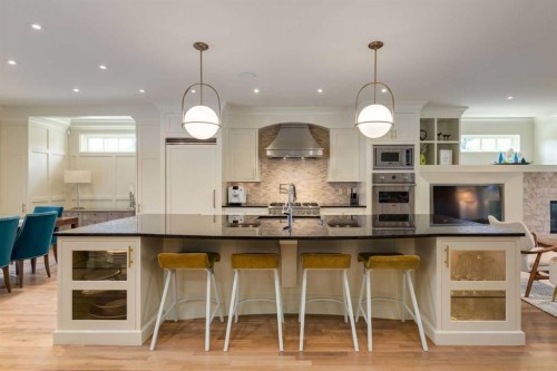 2339 Westmount Road Nw, Calgary, AB 
